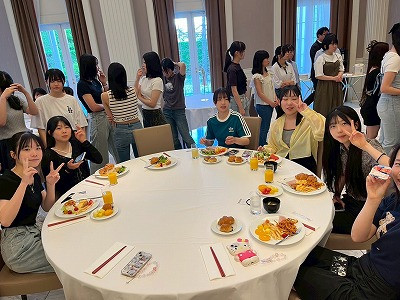 CC1949ED-A606-4FD0-97AE-8C7D99381C62